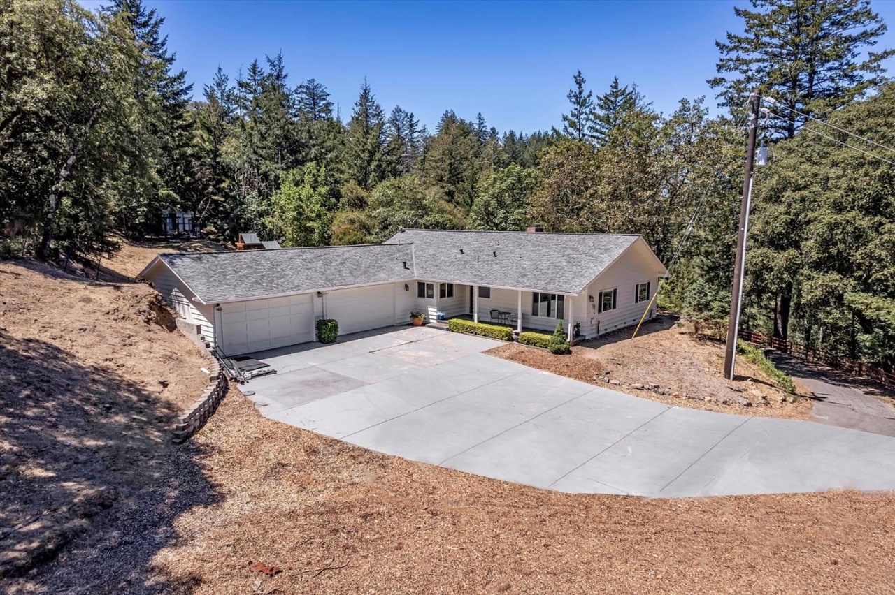 181 Spring Water Ln